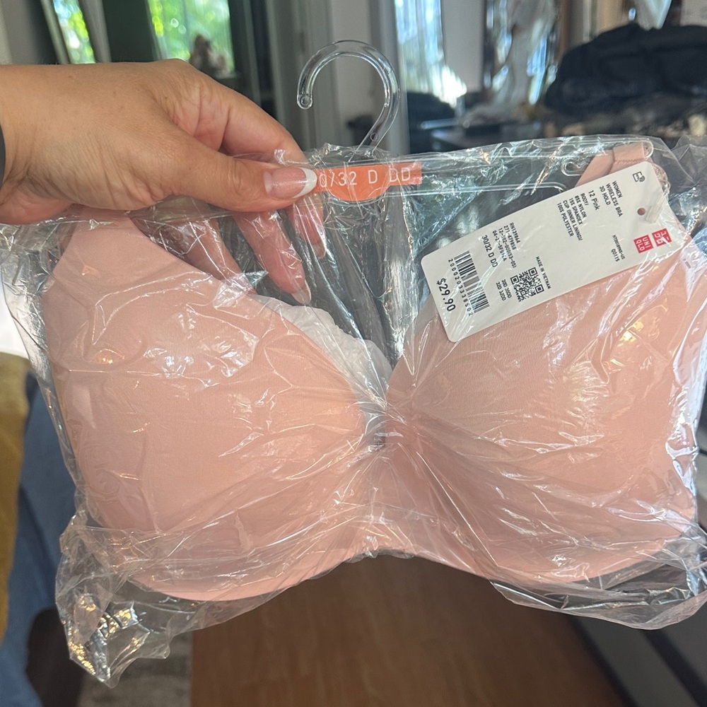 Uniqlo Light Pink Bra